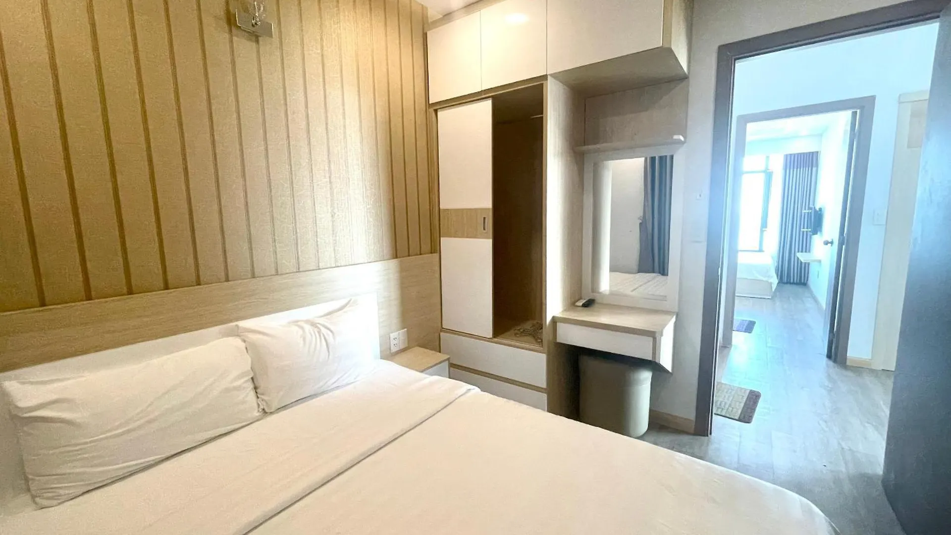 Duc'S Nha Trang Oceanus Apartment