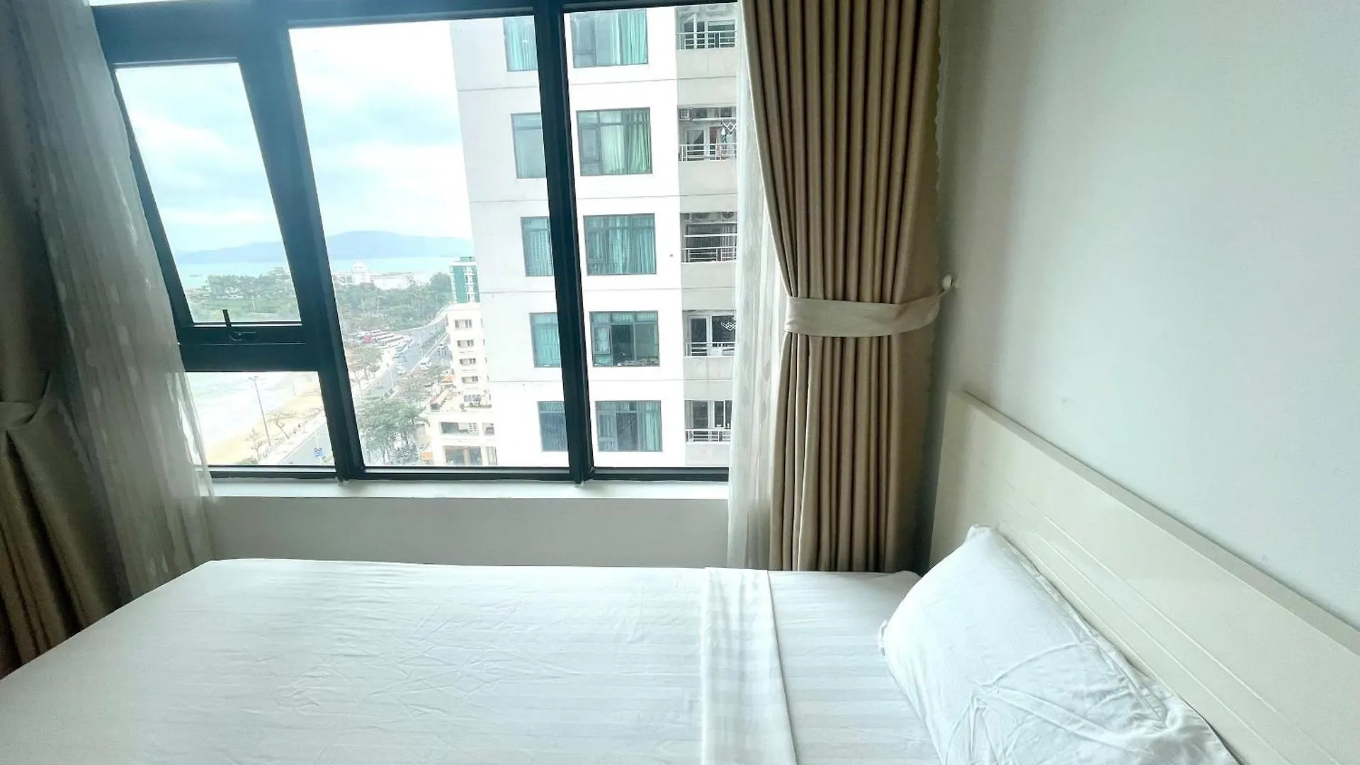 Duc'S Nha Trang Oceanus Apartment